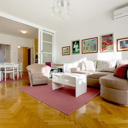 Apartment Cvetje Zagreb Exterior foto